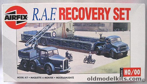 Airfix 1/76 RAF Recovery Set - Thorneycroft Amazon with Coles Mk7 Crane and Bedford OX Tractor and 'Queen Mary' Trailer, 03305 plastic model kit